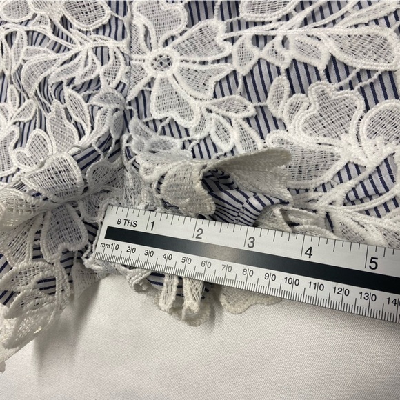 NEW! ADIVA White Crochet Embroidered Overlay Shorts High Waist 2” Inseam Large - Picture 8 of 13